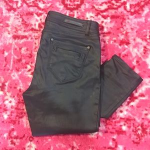 Faux leather skinny jeans